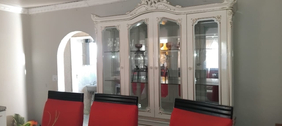 2 Bedroom Property for Sale in Phakamisa Eastern Cape